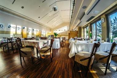 Ośrodek Szkoleniowo-Wypoczynkowy "Stodoły"