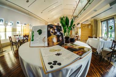 Ośrodek Szkoleniowo-Wypoczynkowy "Stodoły"