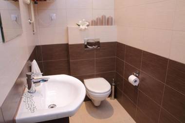 Glam House Apartments