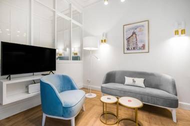 Luxurious Studio Poznan Old Town by Renters