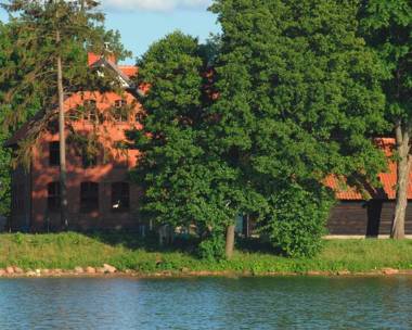 Stara Szkoła w Harszu