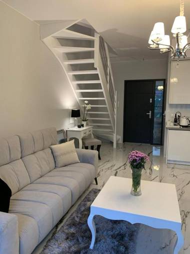 Leo Royal Apartament