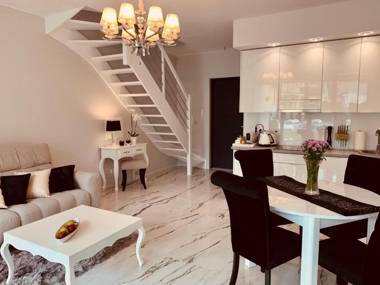 Leo Royal Apartament