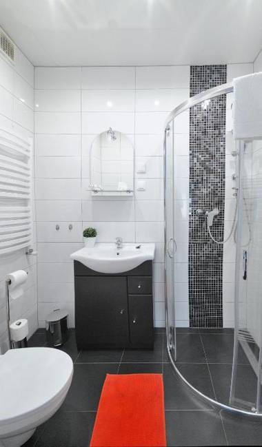 7th Room Guest House