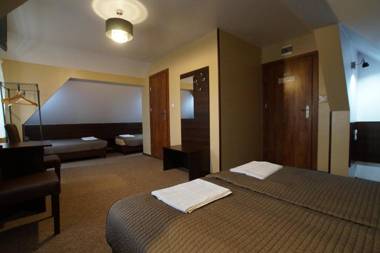 Apartamenty Ostrowiec - Pokoje Gościnne Centrum