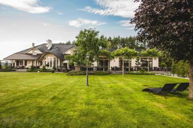 Hubertus Dwór Myśliwski