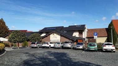 Restauracja i hotel Pod Kasztanami