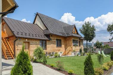 GAZDÓWKA POD JABŁONKAMI