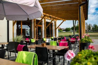 Bulwary Hotel&Biznes