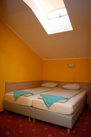 Pokoje i Apartamenty Pod Akacjami