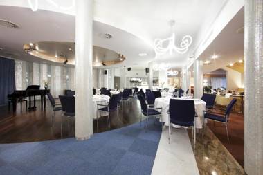 Niebieski Art Hotel & Spa