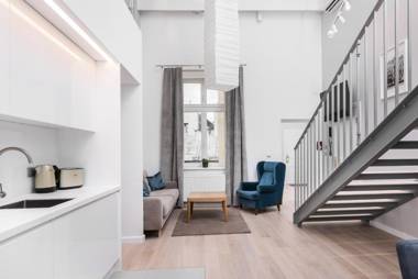 Venetian House Market Square Aparthotel