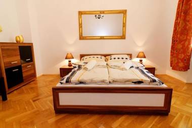 P&J Apartamenty Św. Krzyża