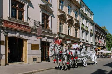 Orlowska Townhouse Apartments