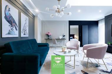 Queen Boutique Hotel