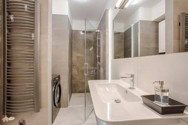 Tyzenhauz Apartments Superior