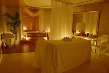 A11 Apartments & SPA Dermique