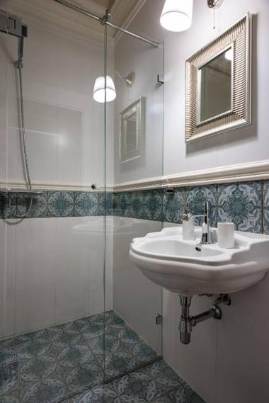 P&J Luxury Apartments