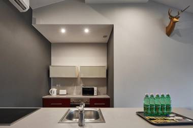 PlayHouse Apartments