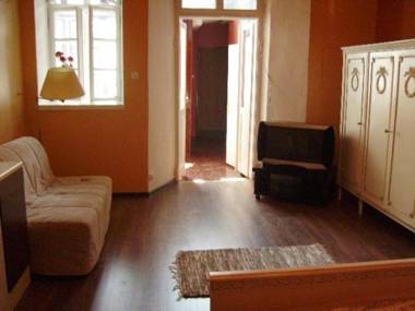 Main Market Square Apartments