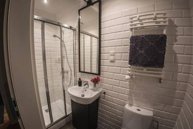 Angel House Apartments