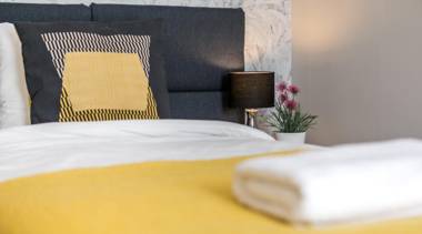 Jacuzzi Party & Event Space up to 40