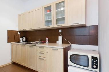 Sunny Comfy Apartment  Old Town