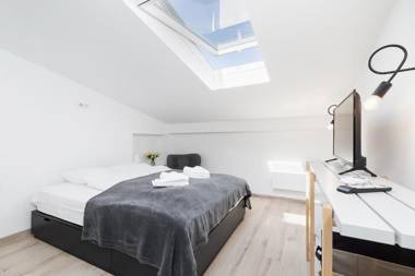 Apartments Kraków Mazowiecka by Renters