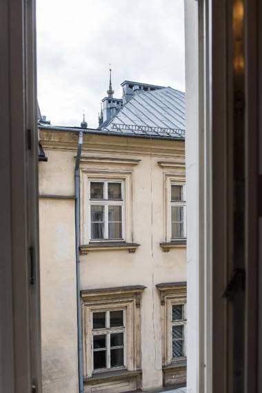 Cracovian Suite by Loft Affair