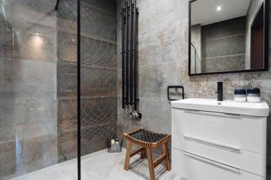 Stylish apartment in the vicinity of the river