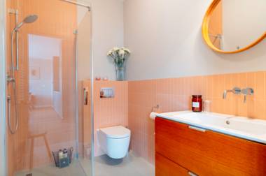 Garden-View Apartment in the Cracow City Center 