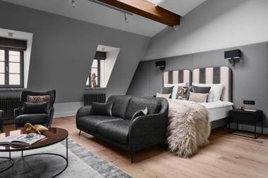 Hotel H15 Luxury Palace