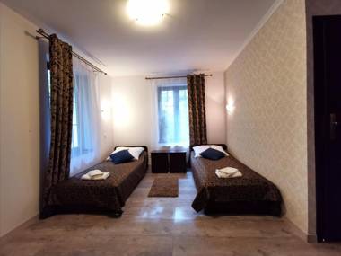 Dworek Złoty Róg Hotel i Restauracja