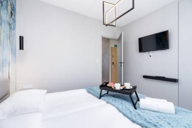 Mogilska Apartments by Renters Prestige