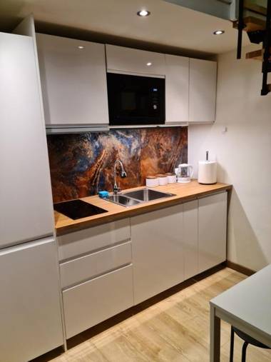 AMBER APARTAMENT 1112