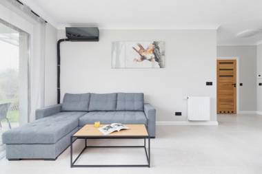 Lema Apartment near Tauron Arena by Renters Prestige