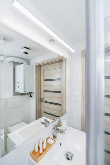 Modern Studios Stachowicza Cracow by Renters