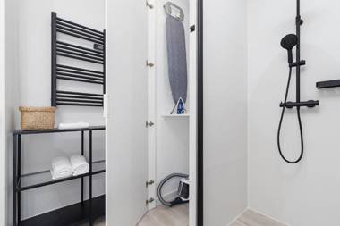 Apartment Dwernickiego Cracow by Renters