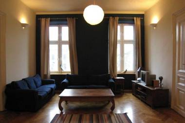 Sunny Apartment in 1st district with Modern Kitchen