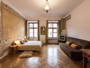 Sunny studio in the old town just 50 meters from the main square!