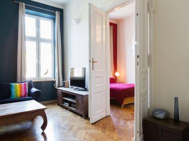 Airy and sunny apartment in the centre of Krakow