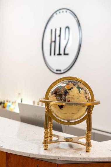 Hotel H12****