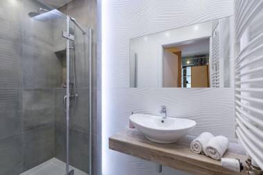 Friendhouse Apartments - Train Station Area