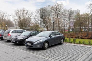 Apartamenty Platany Łopuskiego by Renters