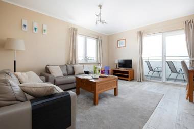 Apartamenty przy plaży Reymonta by Renters