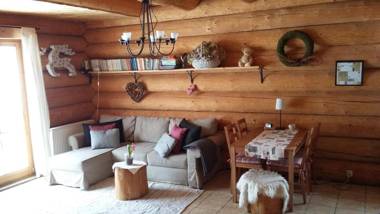 Chaty Świerkowe Wzgórze