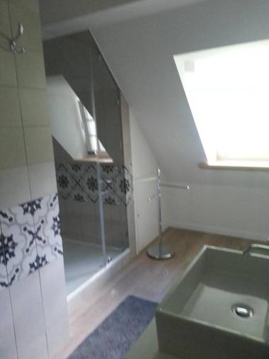 Dom Nad Wodospadem pod Śnieżnymi Kotłami