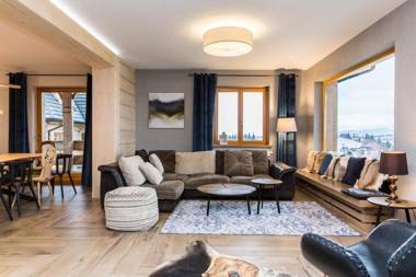 udanypobyt House Million Dollar View