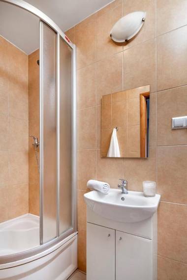 Sleepy3city Apartments Abrahama 16