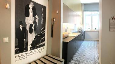 Patio Apartments - Old Town